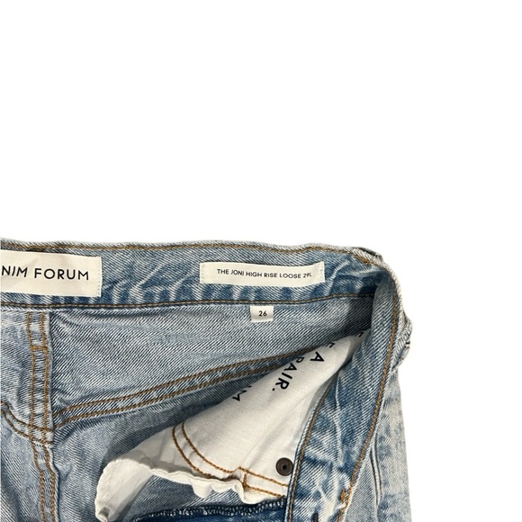 Aritzia Denim Forum Light Blue Distressed High Rise Loose Jeans | Size 26/29L - Picture 14 of 16